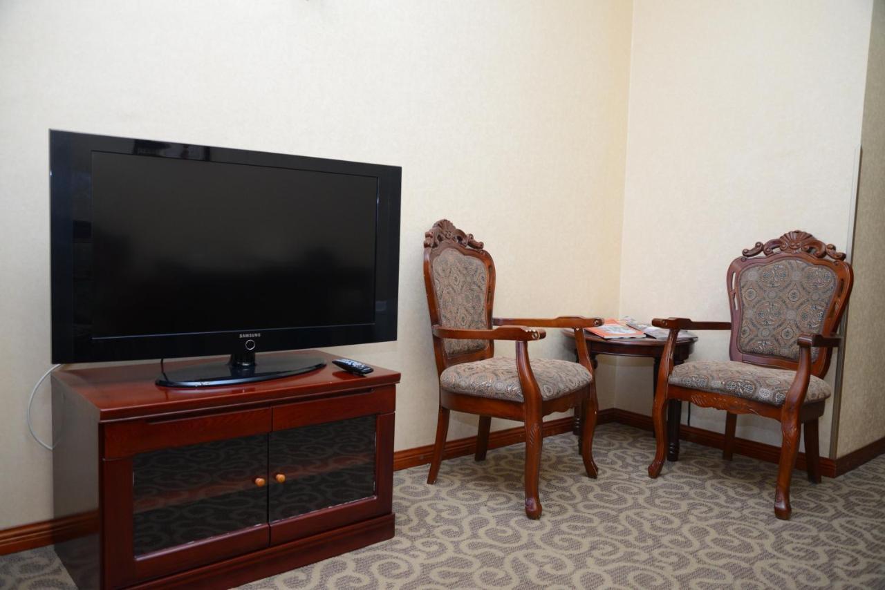 Bozok Hotel Astana Eksteriør bilde