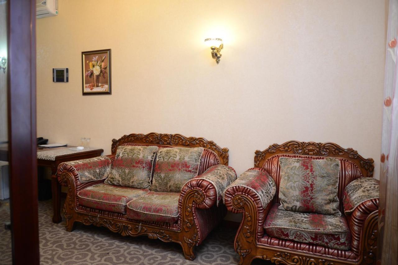 Bozok Hotel Astana Eksteriør bilde