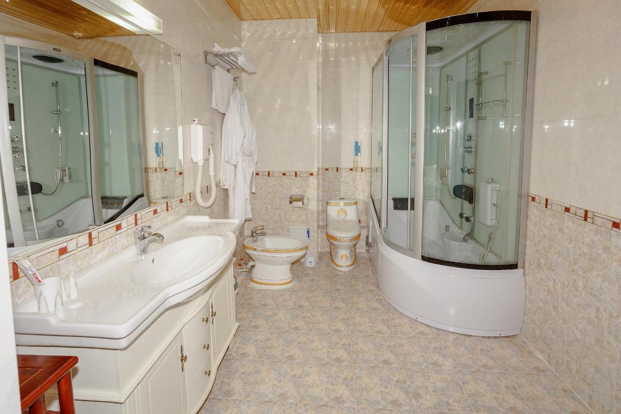 Bozok Hotel Astana Eksteriør bilde